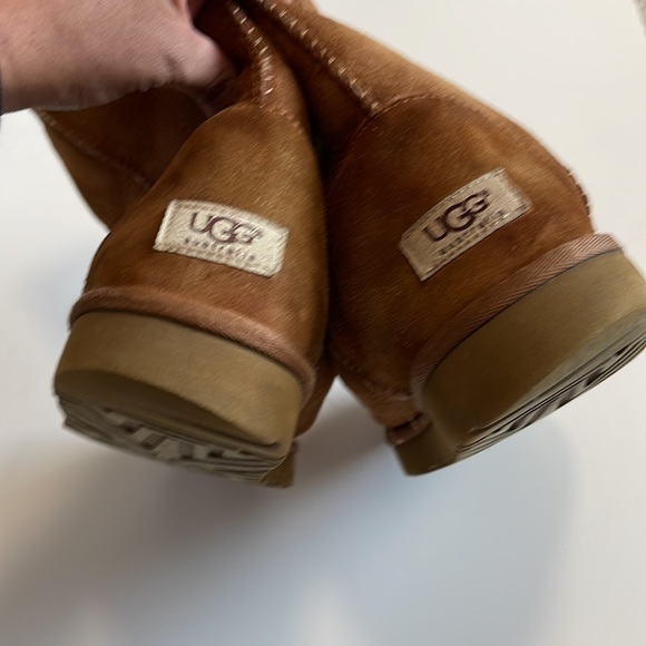 Ugg Tall Chesnut Boots - Picture 7 of 15